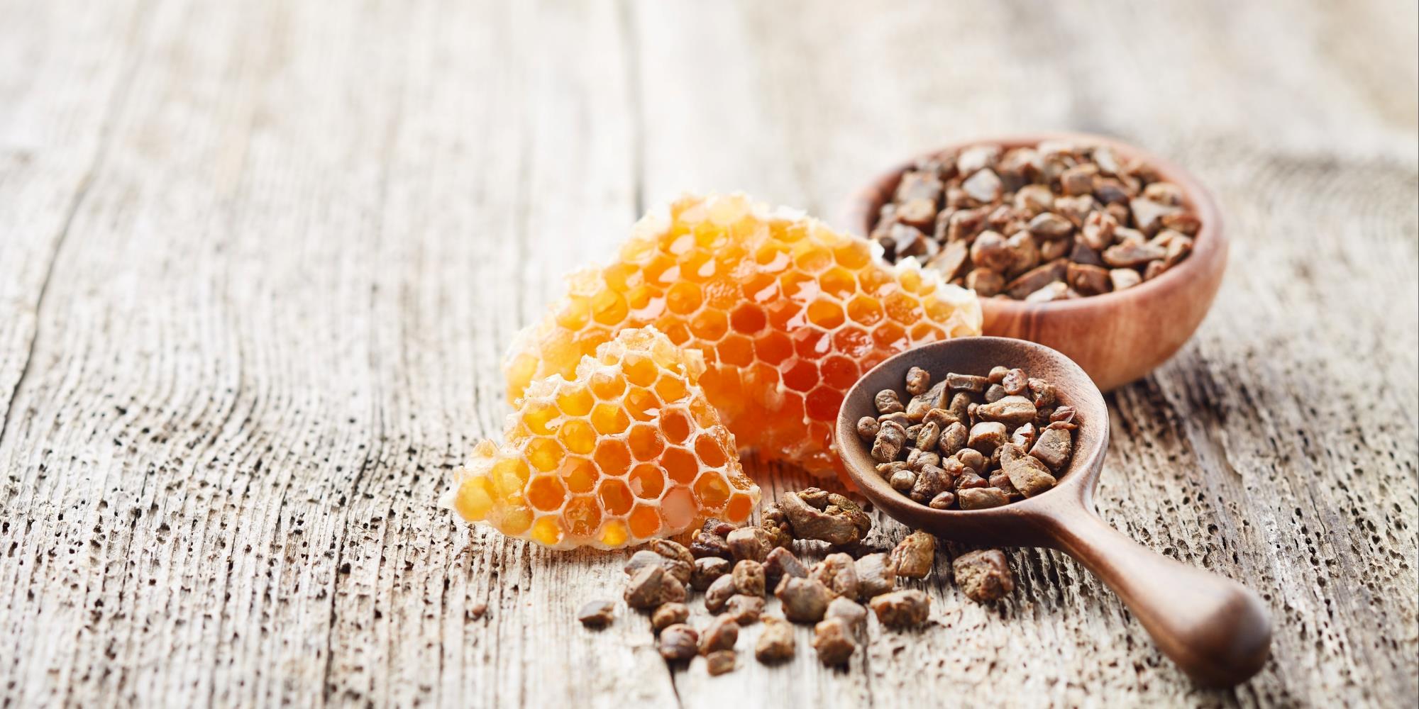 The Benefits of Propolis